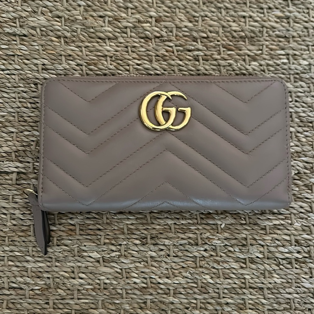 Gucci Marmont Accordion Wallet